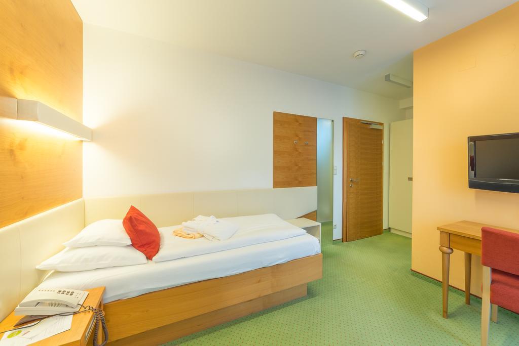 Vitalzeit Hotel Weber Бад-Шёнау Экстерьер фото